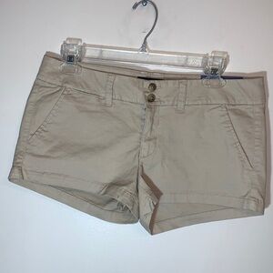 American Eagle Outfitters Shortie Khaki Shorts NWT Size 8